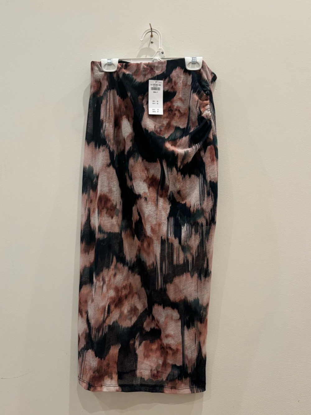 Abercrombie Mesh Midi Skirt Set in Blush and Black - Picture 3 of 4